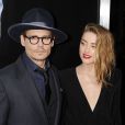  Johnny Depp et sa fianc&eacute;e Amber Heard &agrave; Hollywood, le 12 f&eacute;vrier 2014. 