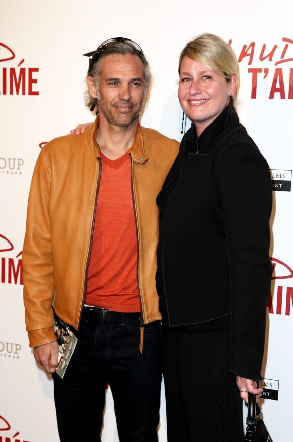 Paul Belmondo et sa femme Luana lors de la l'avant-première du film Salaud on t'aime à l'UGC Normandie sur les Champs-Elysées à Paris le 31 mars 2014.