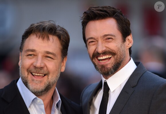 Russell Crowe et Hugh Jackman complices lors de l'avant-première du film Noé à Londres, le 31 mars 2014.