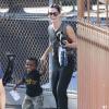Sandra Bullock va chercher son fils Louis à l'école à Los Angeles, le 19 septembre 2013.