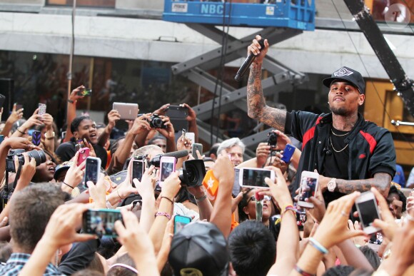 Chris Brown en pleine performance dans l'émission Today à New York. Le 30 août 2013.