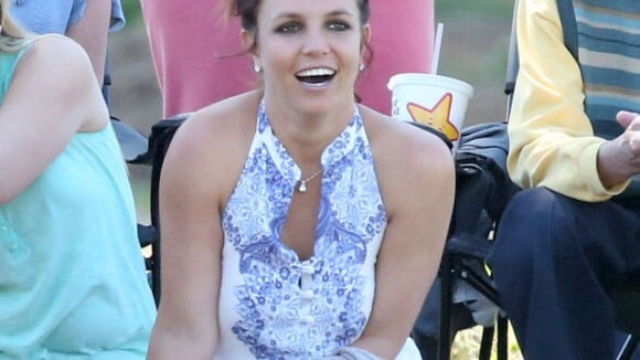 Britney Spears, de retour d'Hawaï : Bronzée et radieuse pour applaudir ses fils