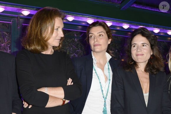 Cécilia Attias, Daphné Roulier et Mazarine Pingeot lors de la soirée du prix de la Closerie des Lilas 2014 à Paris, le 8 avril 2014.