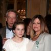 Charlotte Valandrey, son père et sa fille Tara à Paris le 10 avril 2013. Remise de la médaille de Chevalier de l'Ordre des Arts et des Lettres par la Ministre de la Culture et de la Communication, au Ministère de la Culture.