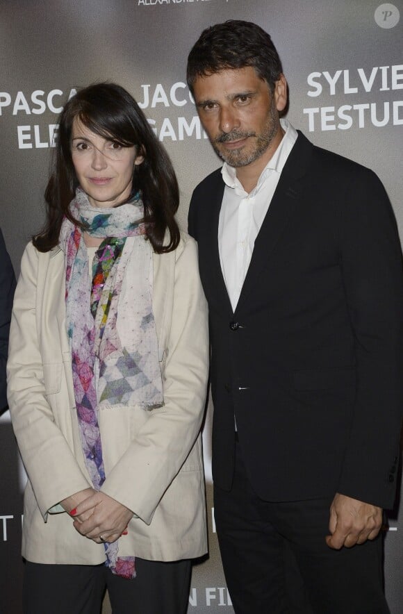 Zabou Breitman et Pascal Elbé lors de l'avant-première du film "24 jours" au cinéma Gaumont Marignan à Paris, le 10 avril 2014