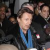 L'acteur Liam Neeson interrogé par la presse pour son soutien au maintien des attelages de chevaux à Central Park, à New York, le 9 mars 2014.