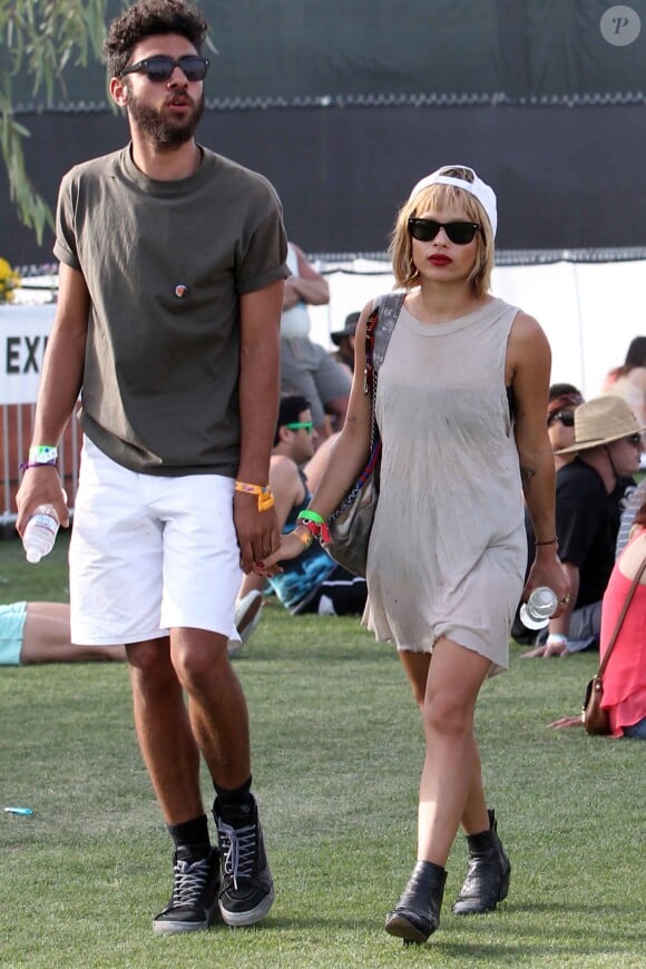 Noah Becker et Zoë Kravitz lors du festival de Coachella. Indio, le 12 avril 2014.