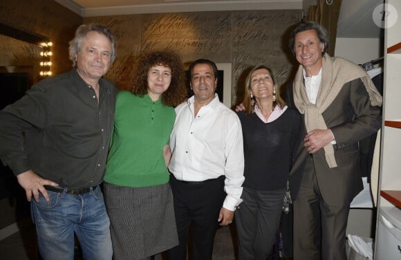 Franz-Olivier Giesbert, Valérie Toranian, Chico, Patrick de Carolis et sa femme Carol-Anne au concert de Chico & The Gypsies à l'Olympia à Paris, le 15 avril 2014.
