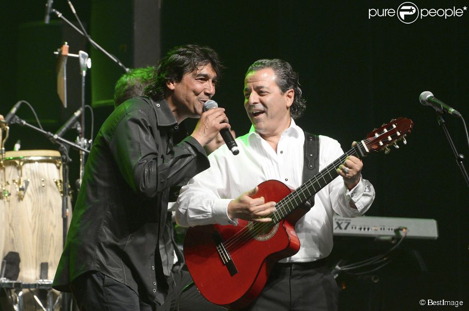  Mounin et Chico lors du concert de Chico &amp;amp; The Gypsies &amp;agrave; l&#039;Olympia &amp;agrave; Paris, le 15 avril 2014. 