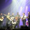 Rey, Babato, Kema, Joseph Gautier, Mounin et Chico lors du concert de Chico & The Gypsies à l'Olympia à Paris, le 15 avril 2014.