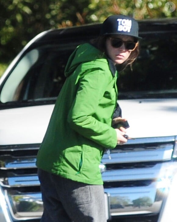 Exclusif - Ellen Page dans les rues de Los Angeles, le 7 avril 2014.