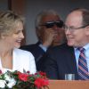 La princesse Charlene de Monaco et son époux le prince Albert II de Monaco ont regardé la finale entre Stanislas Wawrinka (vainqueur) contre Roger Federer, au tournoi de tennis Rolex Masters de Monte-Carlo à Monaco. Le 20 avril 2014.