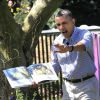 Barack Obama et sa femme Michelle Obama ont lancé la traditionnelle chasse aux oeufs dans les jardins de la Maison Blanche, le 21 avril 2014.