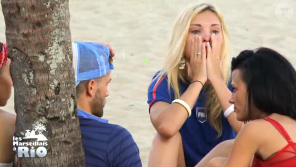Charlotte en larmes face à Paga - "Les Marseillais à Rio", épisode du 24 avril 2014 diffusé sur W9.