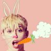 Miley Cyrus a fêté Pâques à sa manière : c'est à dire de façon provoquante. Le 20 avril 2014.