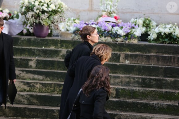 Jane Birkin - Obsèques de Kate Barry en l'église Saint-Roch à Paris le 19 décembre 2013