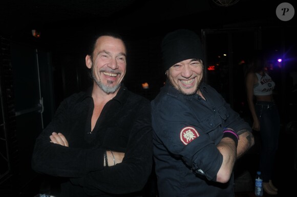 Les deux amis Florenty Pagny et Pascal Obispo ont fait la fête au Titty Twister, dans le 8e arrondissement de Paris, le 27 avril 2014.