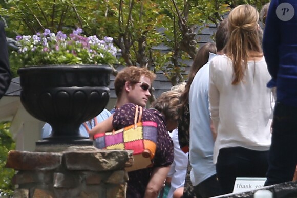 Le prince William et le prince Harry ont eu droit, avec leurs cousines Béatrice et Eugénie, a une visite privée de Graceland à Memphis le 2 mai 2014.