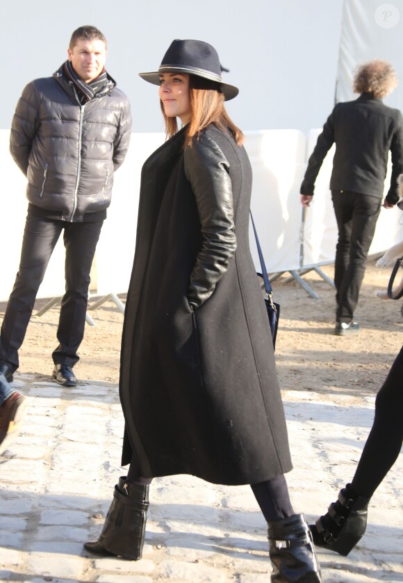 Pauline Ducruet arrivant le 5 mars 2014 au Louvre pour le défilé Louis Vuitton, le premier signé Nicolas Ghesquière, lors de la Fashion Week prêt-à-porter automne-hiver 2014-2015 de Paris.