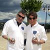 Jean-Marie Bigard et le médaillé olympique de Sotchi, Jean-Frédéric Chapuis lors de l'épreuve de pétanque organisée à Mougins dans le cadre du  1er Trophée du Sud des Alpes. 4 mai 2014