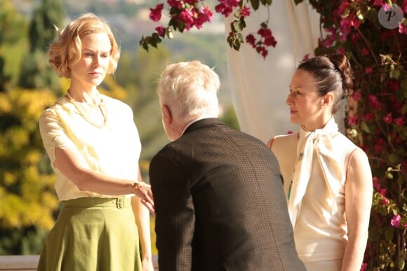 Nicole Kidman en Grace Kelly face à Derek Jacobi dans le film Grace de Monaco.