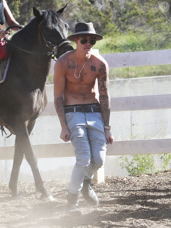 Justin Bieber fait du cheval à Los Angeles, le 12 mai 2014. 