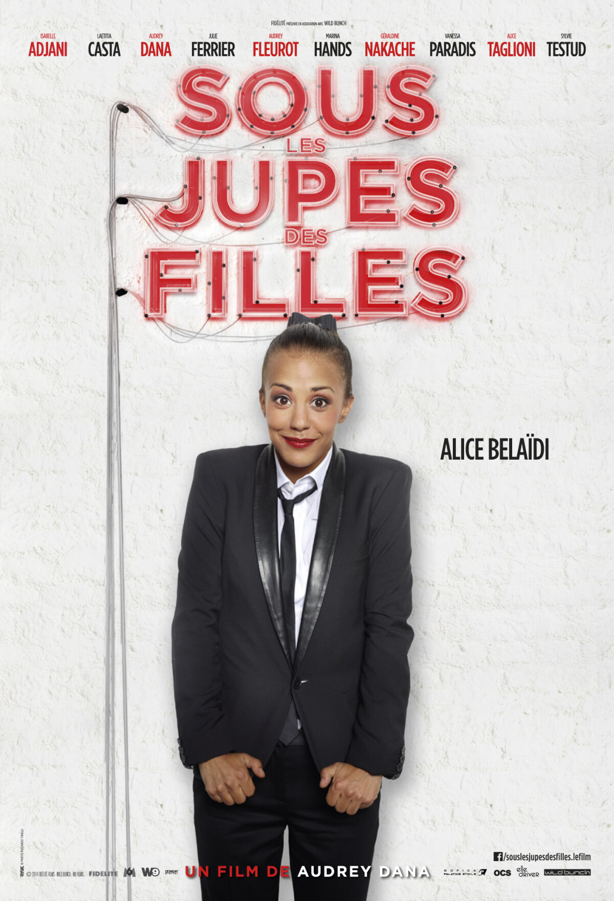 Photo : Affiche du film Sous les jupes des filles avec Alice Belaïdi -  Purepeople