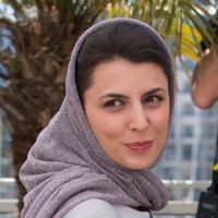 Festival de Cannes: La jurée Leila Hatami fait une bise, l'Iran crie au scandale