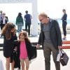 Salma Hayek, Francois-Henri Pinault et leur fille Valentina à la plage du Majestic à Cannes le 17 mai 2014