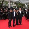 Gaël Garcia Bernal, Pablo Fendrik, Alice Braga et Claudio Tolcachir à la montée des marches de Foxcatcher à l'occasion du 67e Festival de Cannes, le 19 mai 2014.
