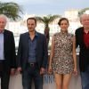 Jean-Pierre Dardenne, Fabrizio Rongione, Marion Cotillard et Luc Dardenne - Photocall du film "Deux jours, une nuit" lors du 67e Festival international du film de Cannes, le 20 mai 2014.