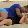 Julien et Jessica se réconcilient dans le sable dans Les Marseillais à Rio 