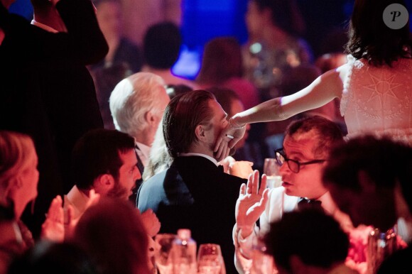 Leonardo DiCaprio et Marion Cotillard - 21e gala de l'amfAR à l'Eden Roc au Cap d'Antibes en marge du 67e Festival du film de Cannes, le 22 mai 2014