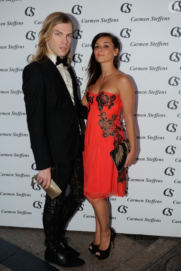 Priscilla Betti et Christophe Guillarmé lors de la Carmen Steffens party à Cannes, le 23 mai 2014.