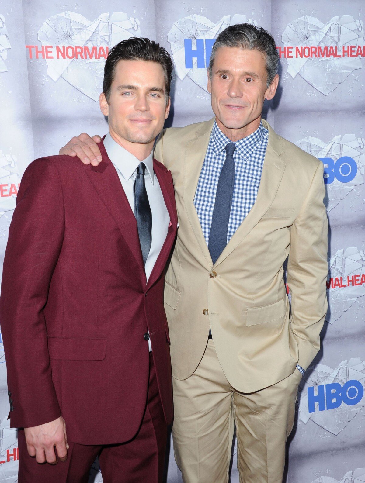 Photo : Matt Bomer et son mari Simon Halls à la première de The Normal  Heart à Beverly Hills, Los Angeles, le 19 mai 2014. - Purepeople