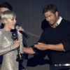 Miley Cyrus, Kellan Lutz aux World Music Awards à Monaco le 27 mai 2014.
