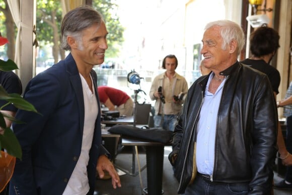 Exclusif : Jean-Paul Belmondo et son fils Paul Belmondo lors du début du tournage à Rome du documentaire produit par Cyril Viguier pour TF1 "Belmondo par Paul Belmondo", le 22 mai 2014.