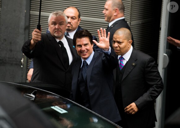 Tom Cruise face aux fans et à la presse - Avant-première du film "Edge of Tomorrow" à Paris le 28 mai 2014.