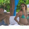 Exclusif - Stacy Keibler et son mari Jared Pobre se relaxent sur une plage à Cancun au Mexique, le 26 mai 2014.