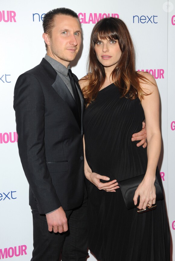 Lake Bell, enceinte, et son mari Scott Campbell assistent aux Glamour Women Of The Year Awards 2014, au Berkeley Square Gardens. Londres, le 3 juin 2014.