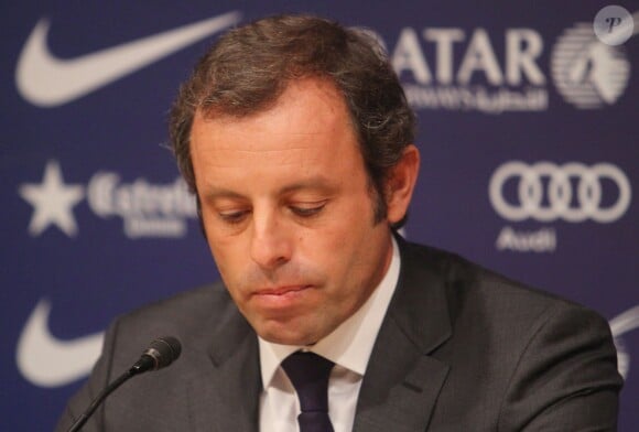 Sandro Rosell, président du FC Barcelone, annonce sa démission lors d'une conférence de presse au stade du Camp Nou à Barcelone, le 23 janvier 2014.