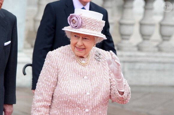 La reine Elizabeth II d'Angleterre à la mairie de Paris le 7 juin 2014.
