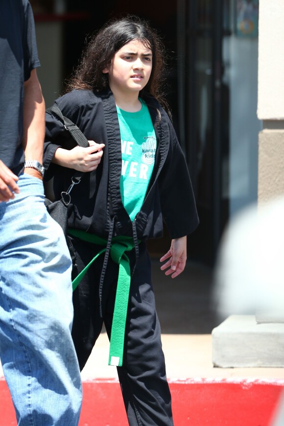 Blanket Jackson, fils de Michael Jackson, quitte son cours de karaté avec une ceinture verte, le samedi 7 juin 2014, à Calabasas.