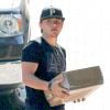 Prince Jackson s'est trouvé un petit boulot et livre un colis à Bel Air (Los Angeles), le samedi 7 juin 2014.