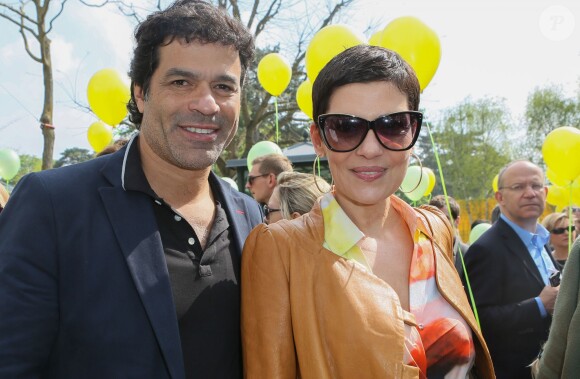Rai et Cristina Cordula lors de l'inauguration du Grand Carnaval brésilien "Sensacional Brasil" au Jardin d'Acclimatation à Paris, le 12 avril 2014.