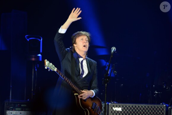 Paul McCartney en cocnert à Varsovie dans le cadre de son "Out There! Tour", le 22 juin 2013. 