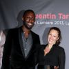 Thomas Ngijol et sa compagne Karole Rocher, posent ensemble lors de la remise du Prix Lumière 2013 à Quentin Tarantino à l'amphithéâtre du palais des Congres de Lyon Le 18 octobre 2013