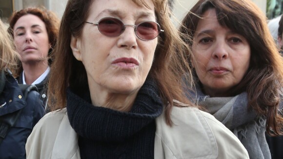 Jane Birkin : Soutien des intermittents, elle annule son hommage à Gainsbourg
