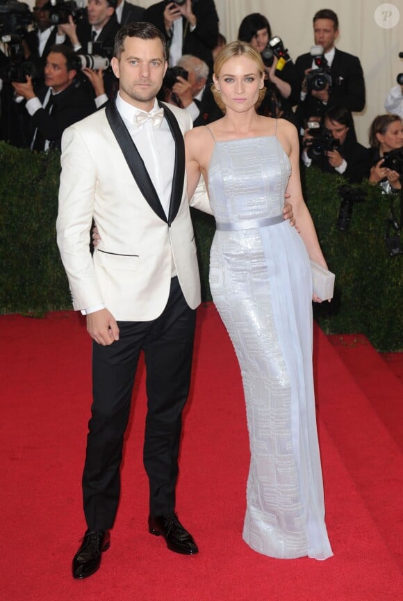 Diane Kruger et son compagnon Joshua Jackson - Soirée du Met Ball / Costume Institute Gala 2014: "Charles James: Beyond Fashion" à New York, le 5 mai 2014.