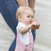 Le prince George de Cambridge était présent et étroitement surveillé par sa maman Kate Middleton le 15 juin 2014 lors du Jerudong Trophy que disputait le prince William, à Cirencester Park près de Londres